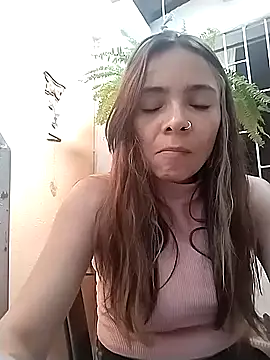 Cami Konor online show from September 2025 06:03:01 PM