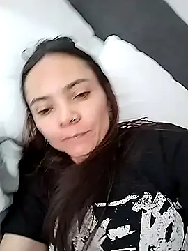 Cami Konor online show from December 2025 06:21:02 PM