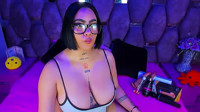 nikky latin online show from October 2025 03:49:02 AM