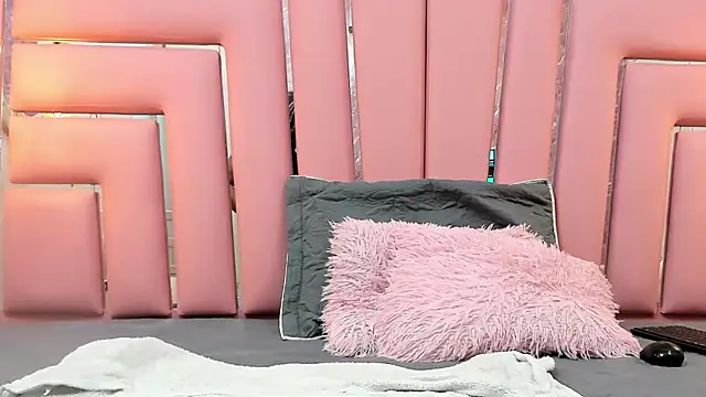 Snapshot of ALYANNA_HOT_ chatting on January 2026 11:50:01 AM ALYANNA HOT online show from January 2026 11:50:01 AM