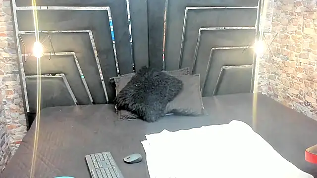 ALYANNA HOT  online show from November 2025 12:48:02 PM