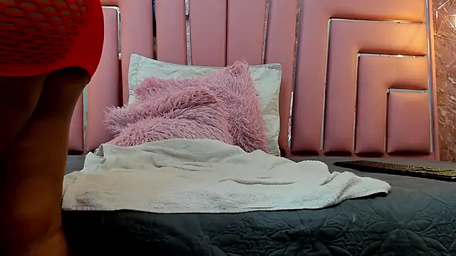 Snapshot of ALYANNA_HOT_ chatting on February 2026 12:27:01 PM ALYANNA HOT online show from February 2026 12:27:01 PM