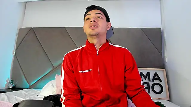 andrew colleman online show from October 2025 05:44:01 AM