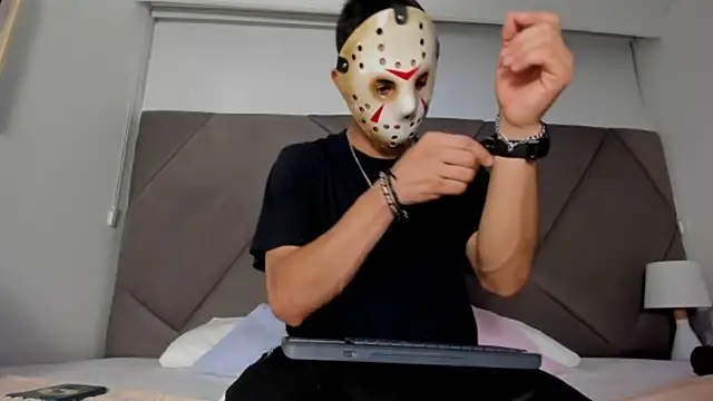 andrew colleman online show from October 2025 04:35:02 AM