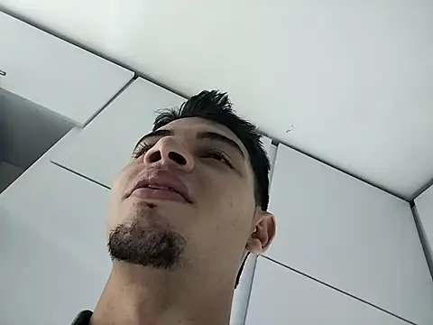 andrew colleman online show from November 2025 06:58:01 AM