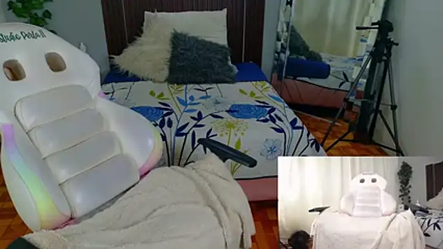 Snapshot of kataleya_29 chatting on December 2025 05:58:02 PM kataleya 29 online show from December 2025 05:58:02 PM