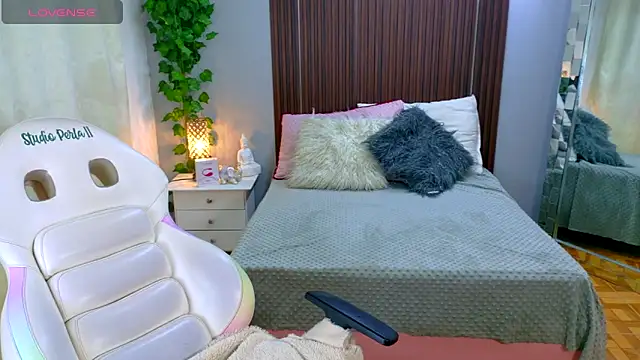 Snapshot of kataleya_29 chatting on November 2025 09:57:02 PM kataleya 29 online show from November 2025 09:57:02 PM