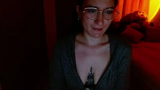 lia ana online show from April 2026 05:53:02 AM