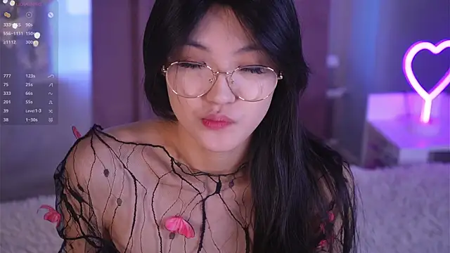 FancyEsten online show from February 2026 06:14:02 AM