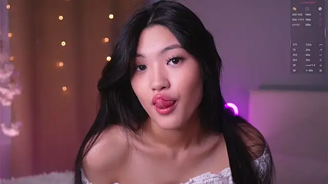 FancyEsten online show from January 2026 07:47:01 AM