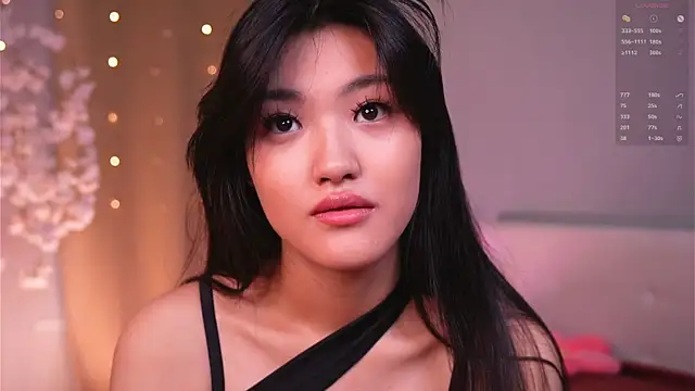 FancyEsten online show from December 2025 07:54:02 AM