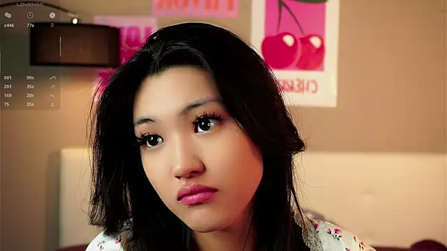 FancyEsten online show from October 2025 07:54:01 AM