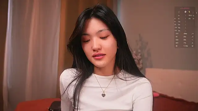 FancyEsten online show from December 2025 10:42:02 AM