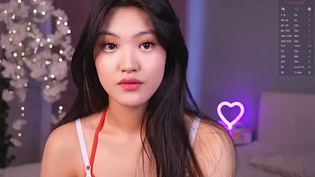 FancyEsten online show from April 2026 07:37:01 AM