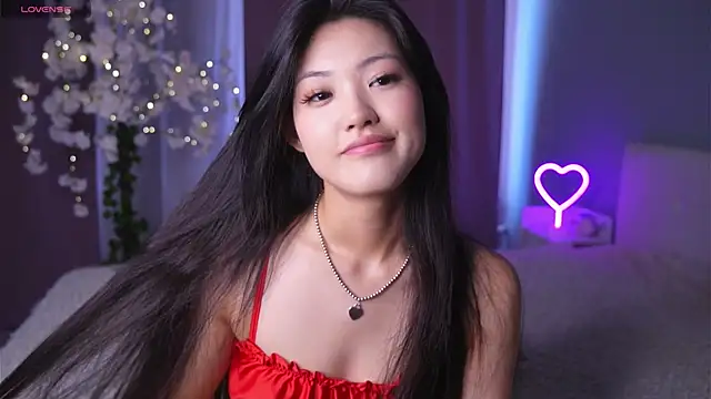 FancyEsten online show from June 2026 08:30:01 AM