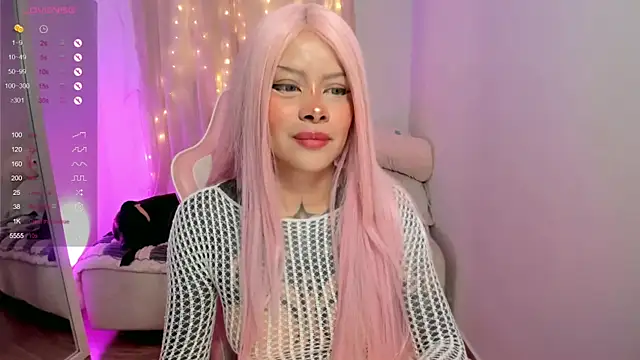 AlinaLukyanova online show from December 2025 04:34:02 AM