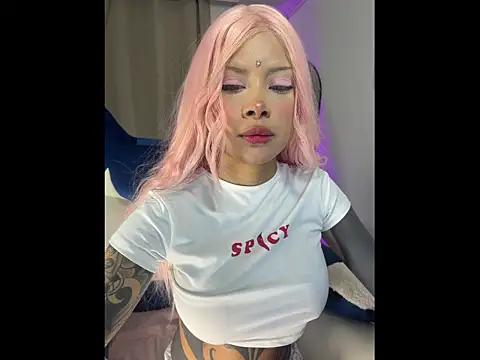 AlinaLukyanova online show from June 2026 10:09:02 PM