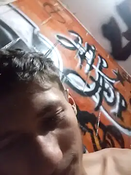 alexandercruz online show from February 2026 11:04:01 PM