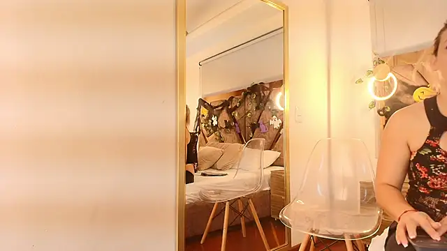 Snapshot of zarah_andrew__ chatting on October 2025 12:15:02 PM zarah andrew online show from October 2025 12:15:02 PM