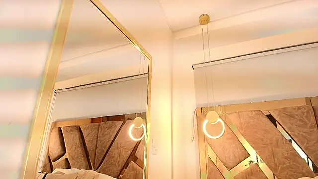 Snapshot of zarah_andrew__ chatting on November 2025 11:54:01 AM zarah andrew online show from November 2025 11:54:01 AM