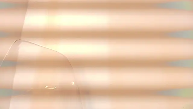 Snapshot of zarah_andrew__ chatting on December 2025 01:43:02 PM zarah andrew online show from December 2025 01:43:02 PM