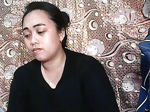 Pinay Chubby20 online show from November 2025 01:05:01 PM