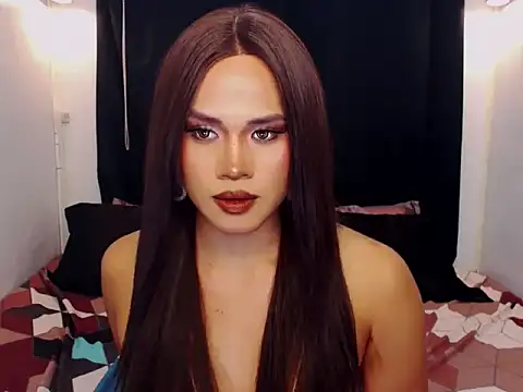 YllanaAltheaXxX online show from February 2026 05:21:02 PM