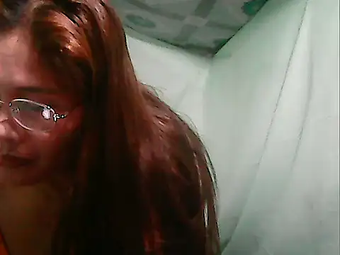Snapshot of Juicy_69xx chatting on September 2025 11:39:02 AM Juicy 69xx online show from September 2025 11:39:02 AM