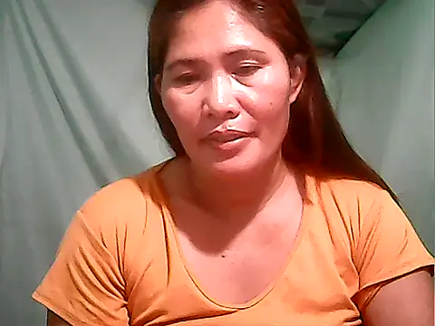 Snapshot of Juicy_69xx chatting on October 2025 01:47:02 PM Juicy 69xx online show from October 2025 01:47:02 PM