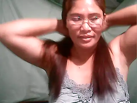Snapshot of Juicy_69xx chatting on September 2025 11:39:02 AM Juicy 69xx online show from September 2025 11:39:02 AM
