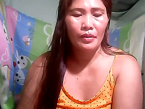 Snapshot of Juicy_69xx chatting on October 2025 07:42:02 AM Juicy 69xx online show from October 2025 07:42:02 AM