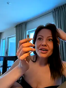 SwedishBaabe online show from October 2025 08:49:02 AM