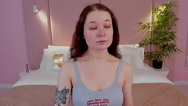 Snapshot of NancyJonson chatting on December 2025 02:56:01 AM NancyJonson online show from December 2025 02:56:01 AM