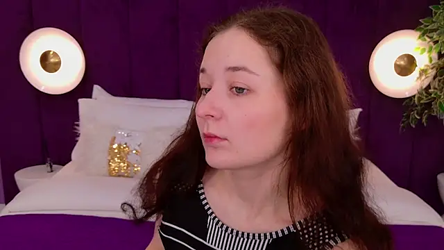 NancyJonson online show from September 2025 03:13:02 AM