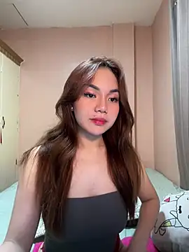 Snapshot of expnsivecandy chatting on July 2026 08:43:02 AM expnsivecandy online show from July 2026 08:43:02 AM