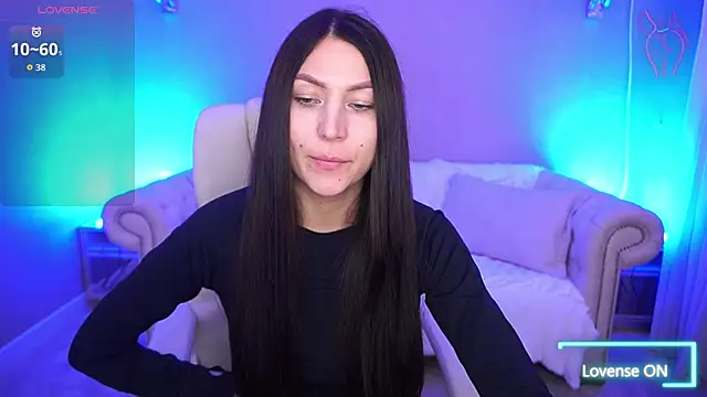 EliseVelour online show from October 2025 12:51:01 PM