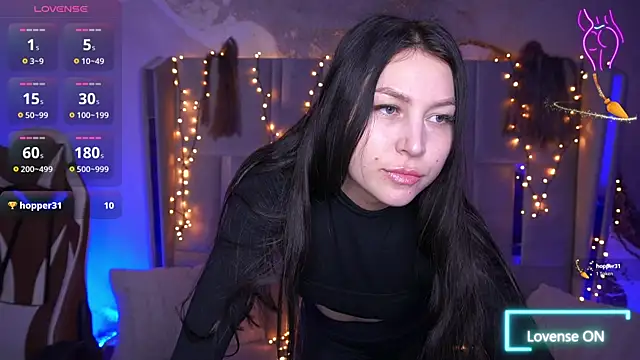 EliseVelour online show from February 2026 02:14:01 PM