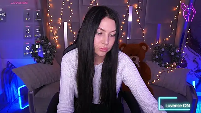 EliseVelour online show from January 2026 01:59:01 PM