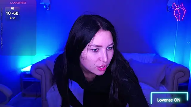 EliseVelour online show from December 2025 02:19:01 PM