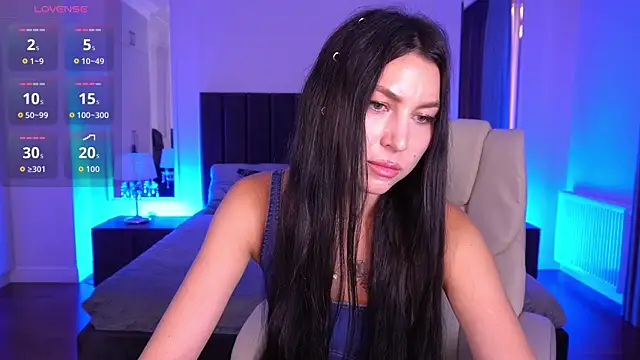 EliseVelour online show from July 2026 12:17:02 PM