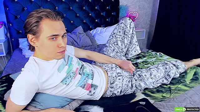 WilliamDyson online show from November 2025 04:07:01 AM