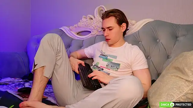 WilliamDyson online show from April 2026 03:31:01 AM