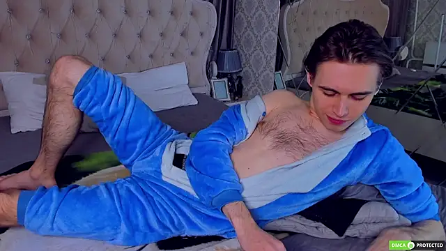 WilliamDyson online show from December 2025 03:18:02 AM