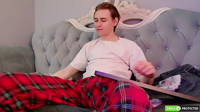 WilliamDyson online show from April 2026 03:41:01 AM