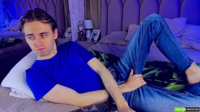 WilliamDyson online show from November 2025 04:22:01 AM