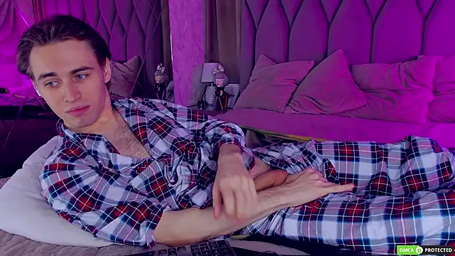 WilliamDyson online show from November 2025 04:13:01 AM