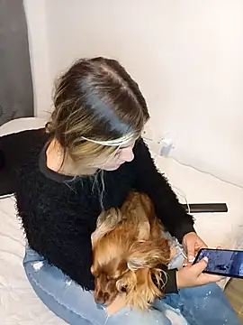 Fernandar2025 online show from November 2025 02:23:02 AM