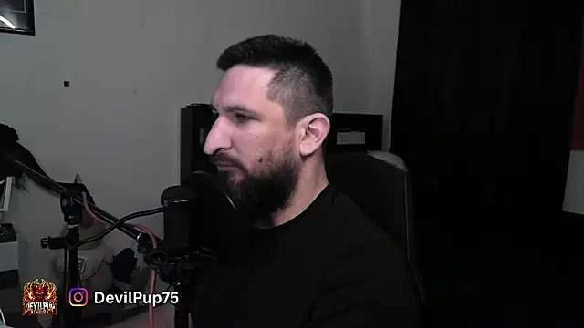 Snapshot of DevilPup75_ chatting on June 2026 05:07:01 PM DevilPup75 online show from June 2026 05:07:01 PM