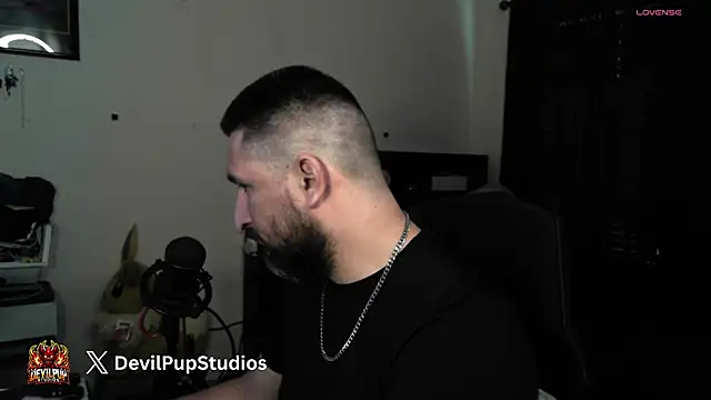 Snapshot of DevilPup75_ chatting on May 2026 07:01:01 PM DevilPup75 online show from May 2026 07:01:01 PM