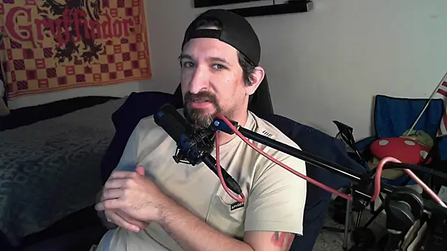 Snapshot of DevilPup75_ chatting on October 2025 08:02:01 AM DevilPup75  online show from October 2025 08:02:01 AM